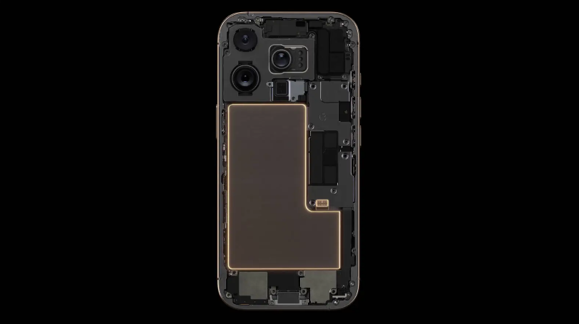 西安苹果手机维修分享iPhone 16 Pro 系列屏幕更大，搭载 A18 Pro 芯片 